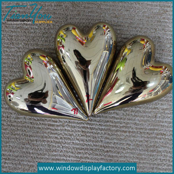 Giant Decoration Hollow Metal Heart Display Props