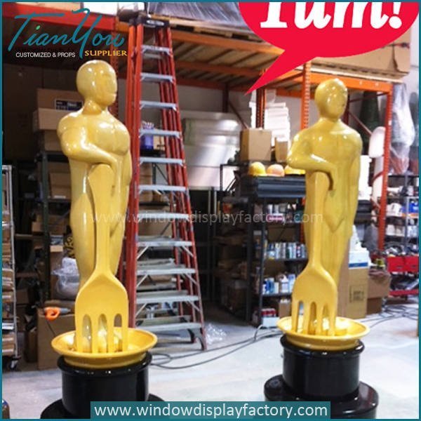 Outdoor Life Size Yum Brands Award Statues Display